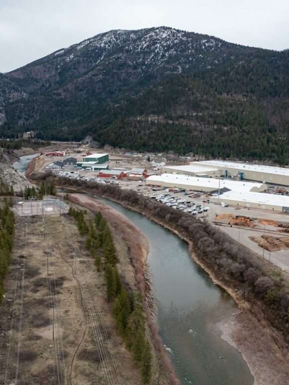 From Uranium Mining to Powering Data Centers: Refusing the Nuclear Death Cycle